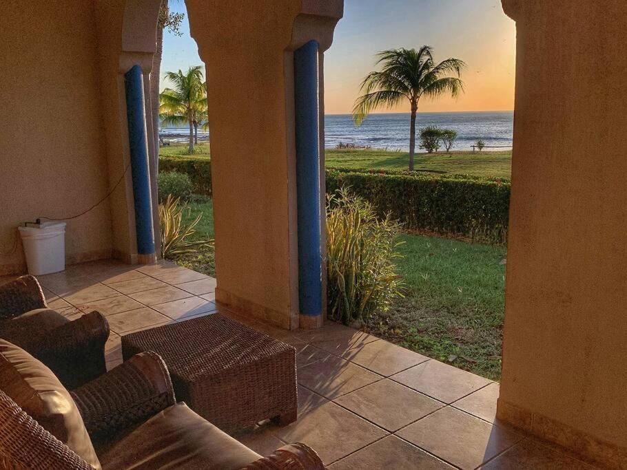 Beachfront Luxury Suite for up to 6 people! photo 3