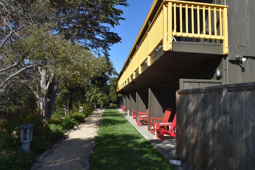 Carmel River Inn photo 3