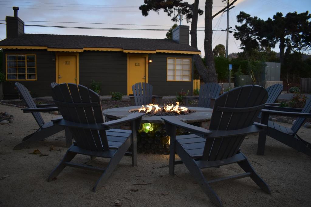 Carmel River Inn photo 4