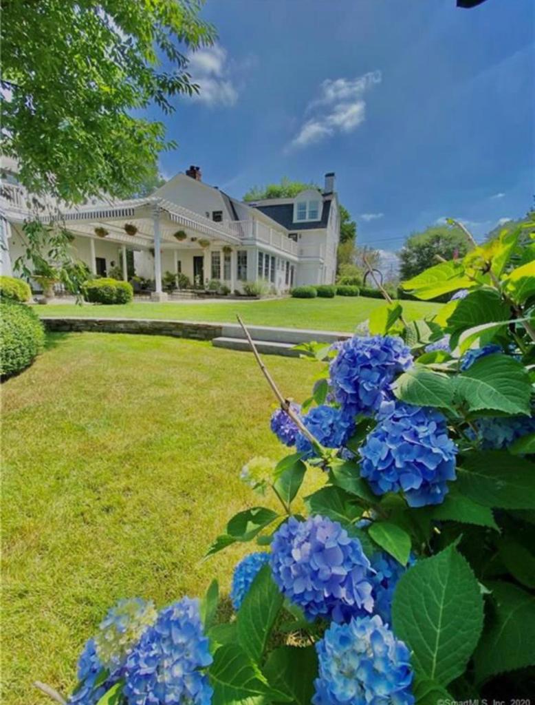 The Connecticut River Valley Inn image