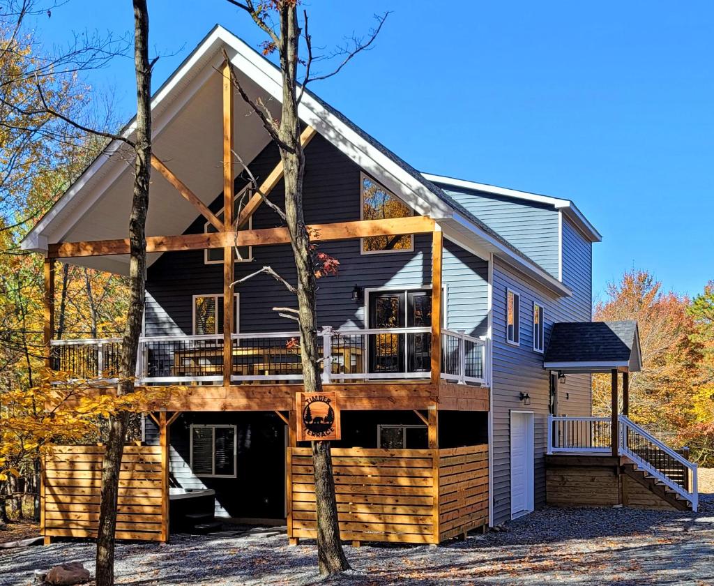 Timber Top Terrace - Huge Luxury 6 BR - Sleeps 16 Linens and Towels Included photo 2