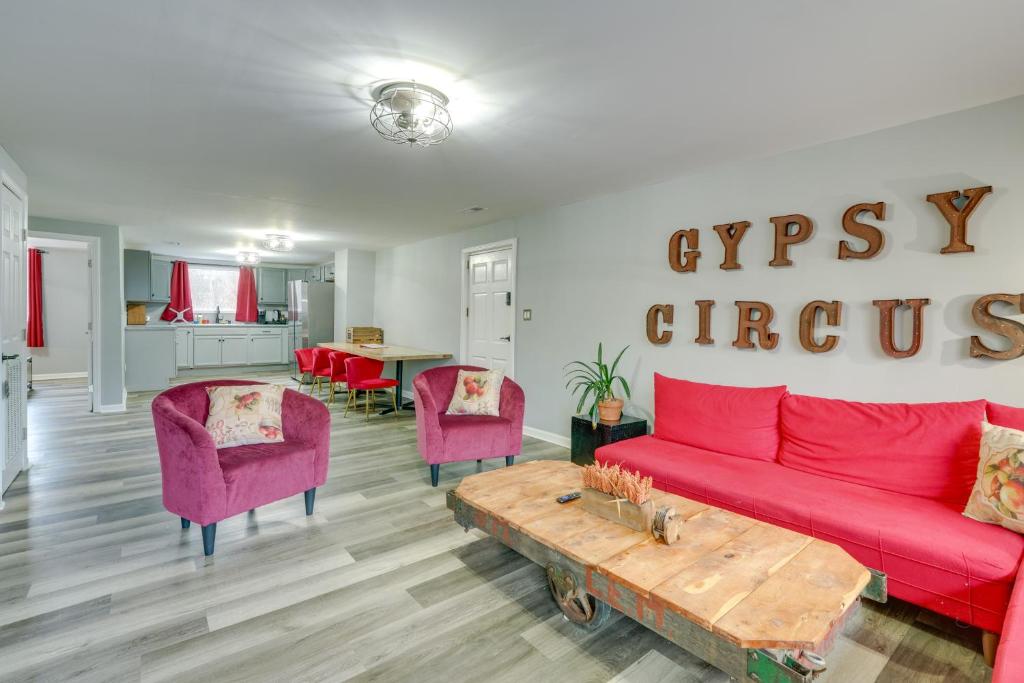 Comfy Kingsport Apartment - Walk to Brewery! photo 4