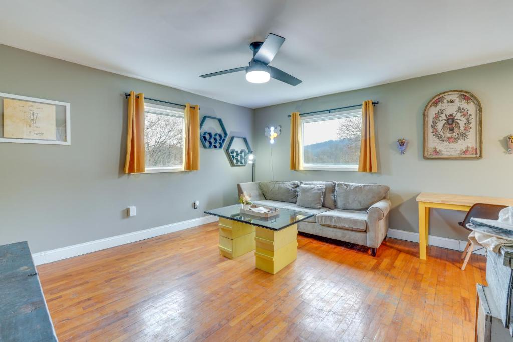 Quaint Kingsport Apartment Near Greenbelt Trail! photo 3