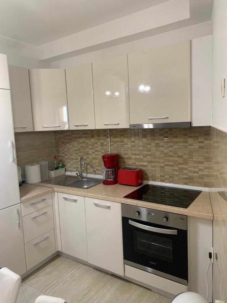 Golden Horizon Apartments photo 4