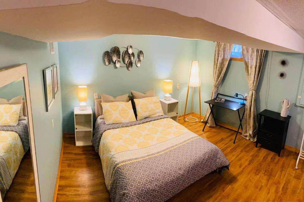 Escarpment Dwelling! photo 3