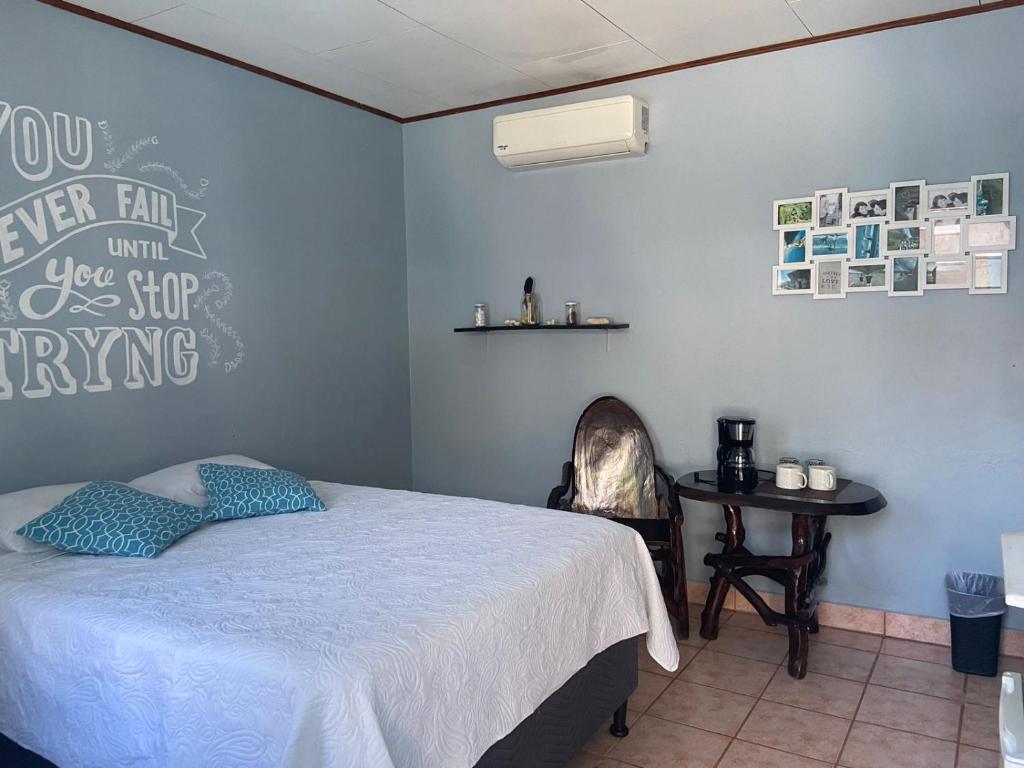 Hotel Perico Azul & Surf Camp photo 2