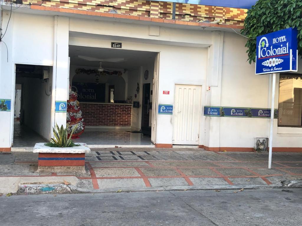 HOTEL COLONIAL photo 1
