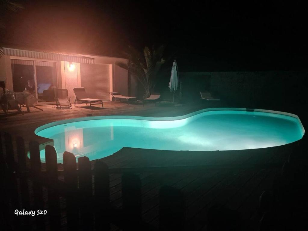 Maison de 3 chambres avec piscine privee terrasse et wifi a Labouheyre photo 2