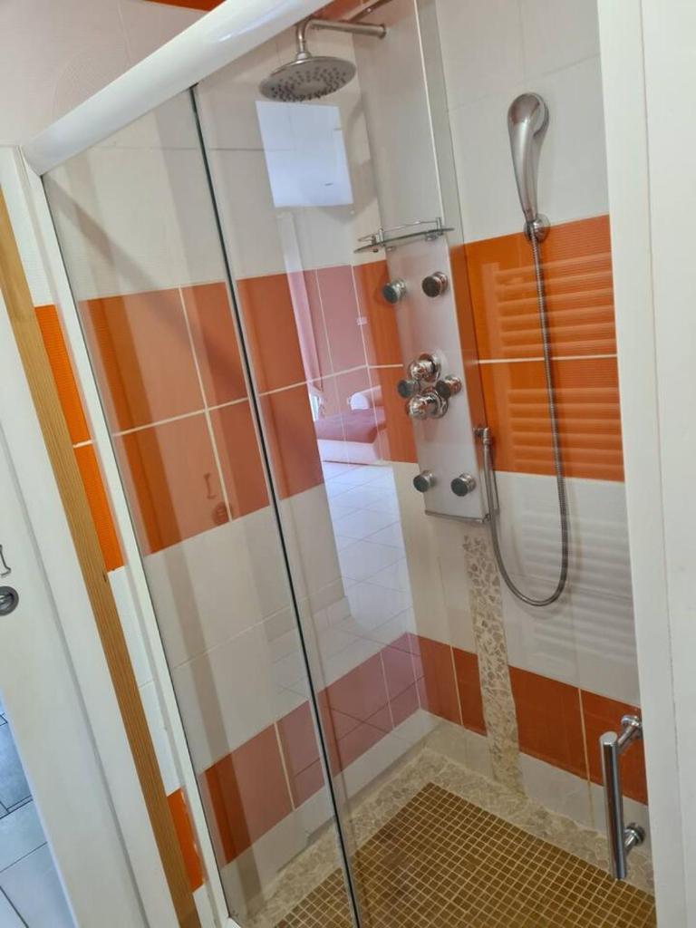 Maison de 3 chambres avec piscine privee terrasse et wifi a Labouheyre photo 4