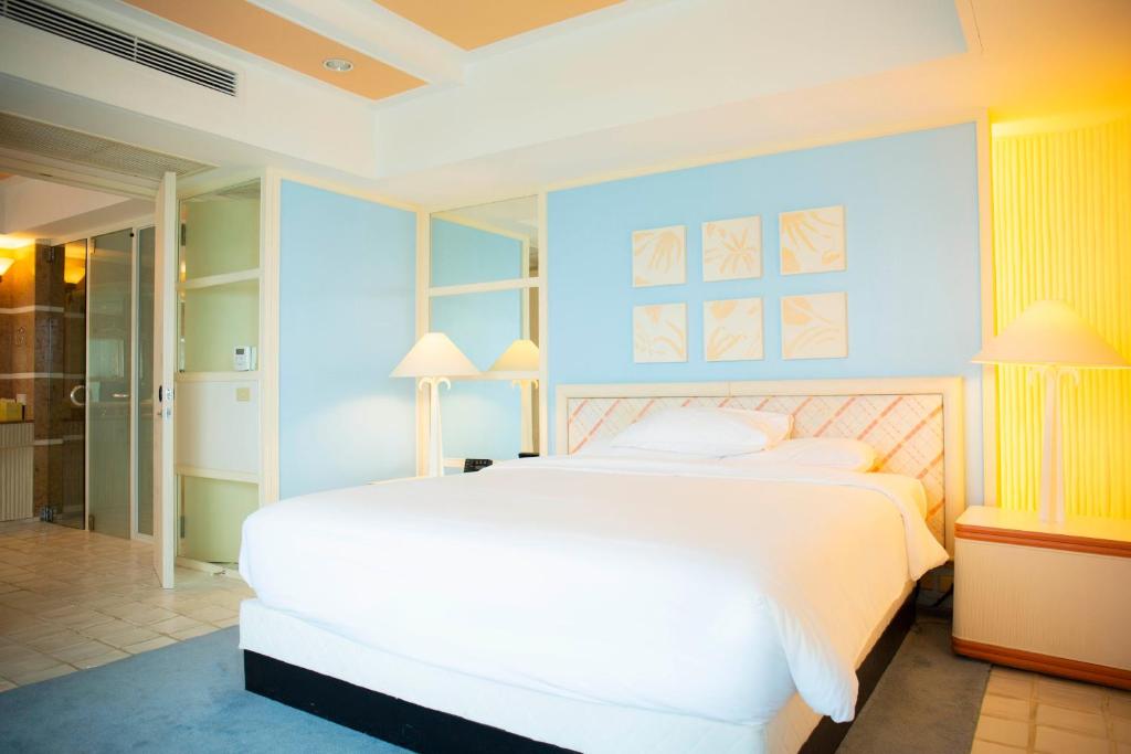 Hyatt Regency Saipan photo 1
