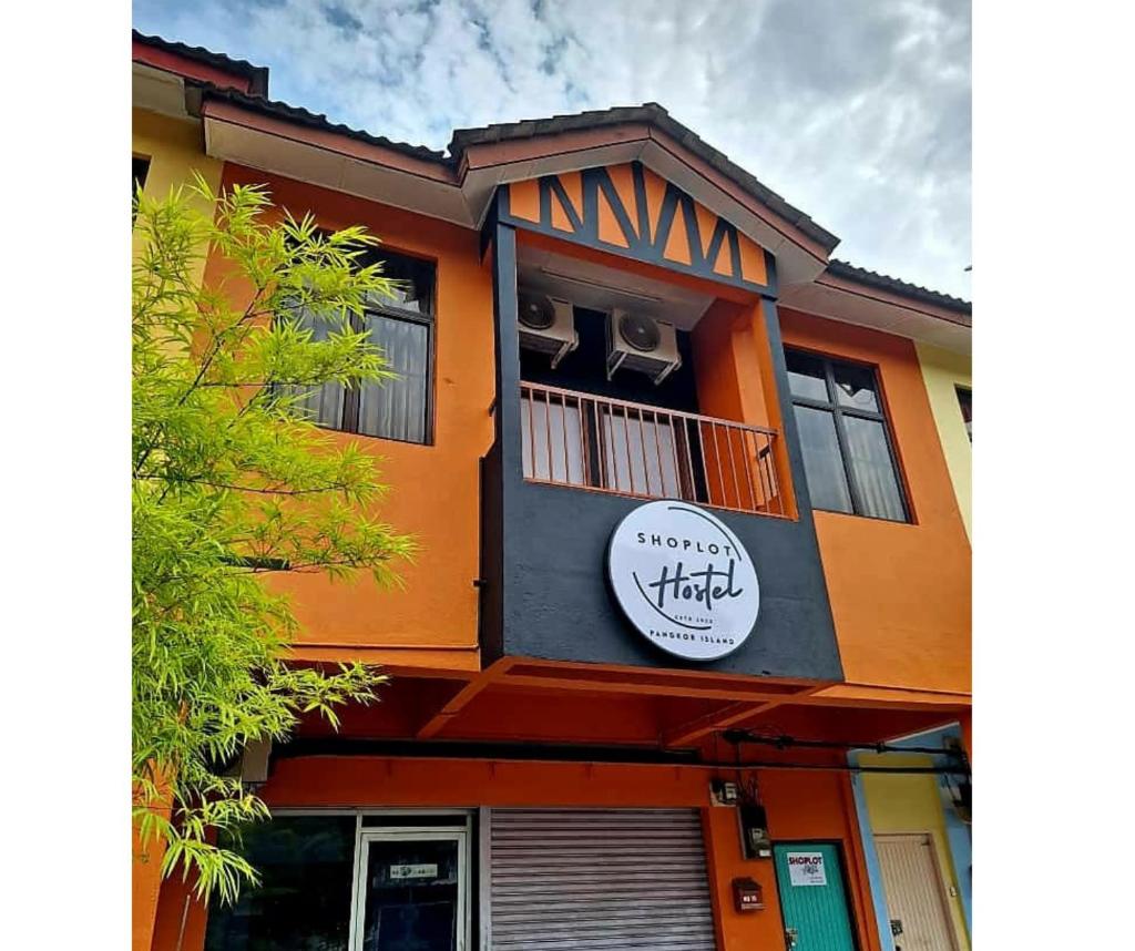 ShopLot Hostel Pangkor
