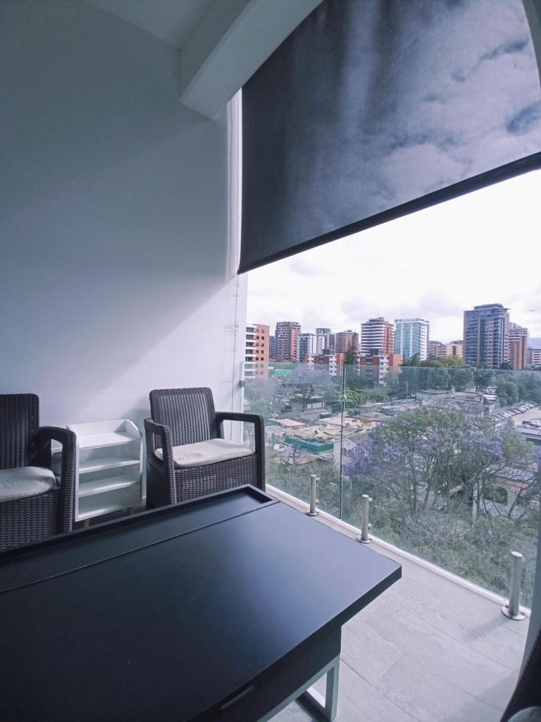 APARTAMENTO CON TERRAZA CERCA DEL AEROPUERTO photo 2