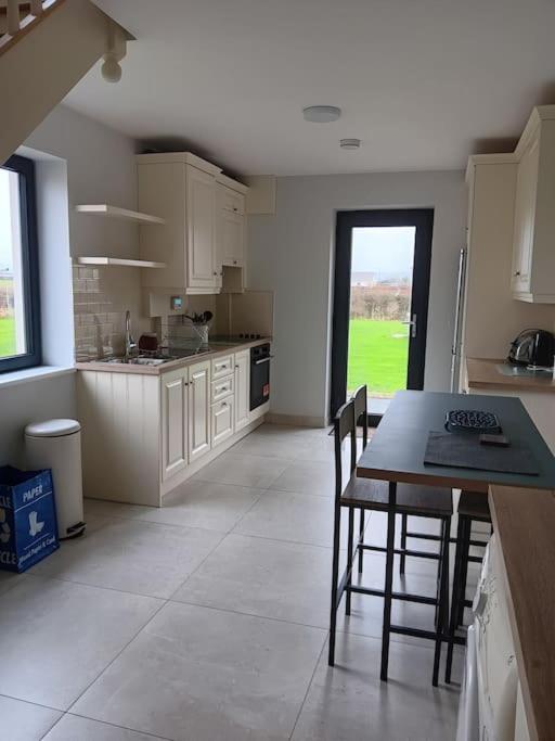 Duplex/2 Bedrooms on Kildare/Carlow/Laois Border photo 1