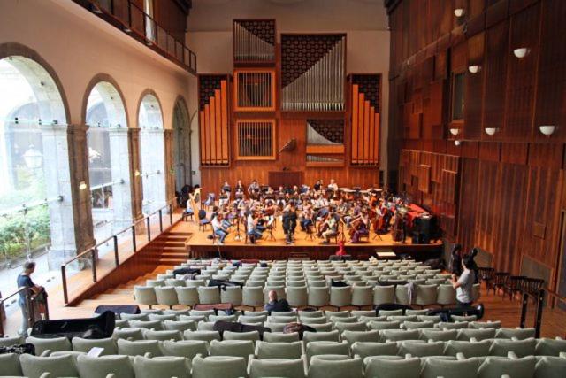 Main gallery