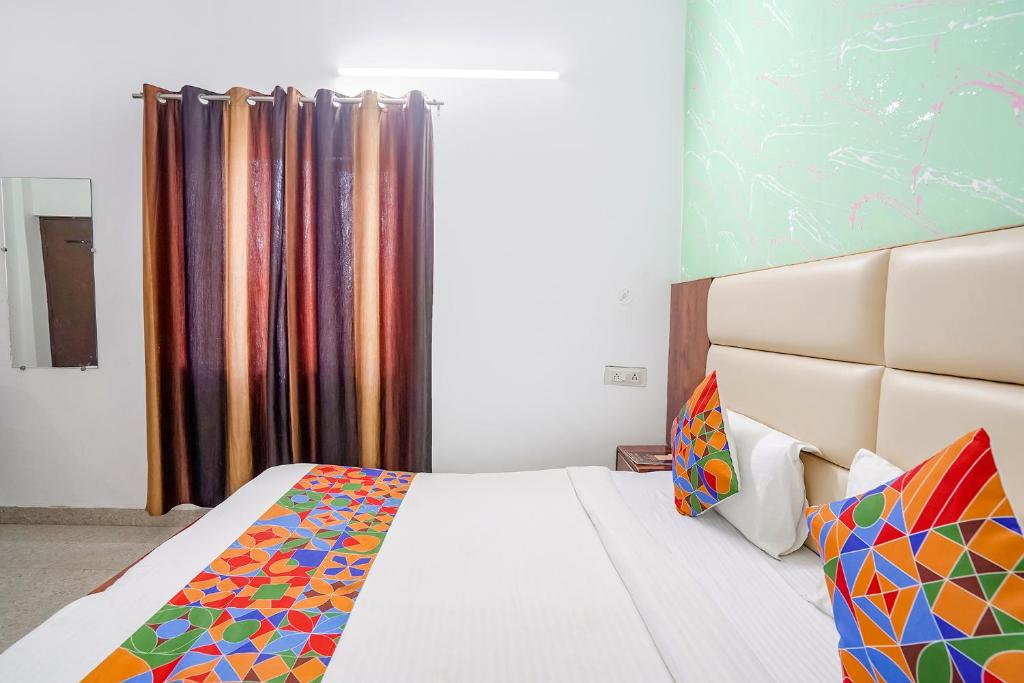 FabHotel Taj Stay photo 4