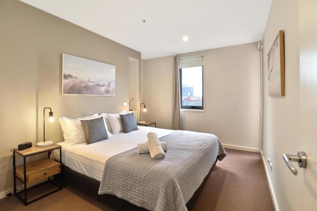 Terminus Apartment I Steps from Geelongs Buzz photo 1