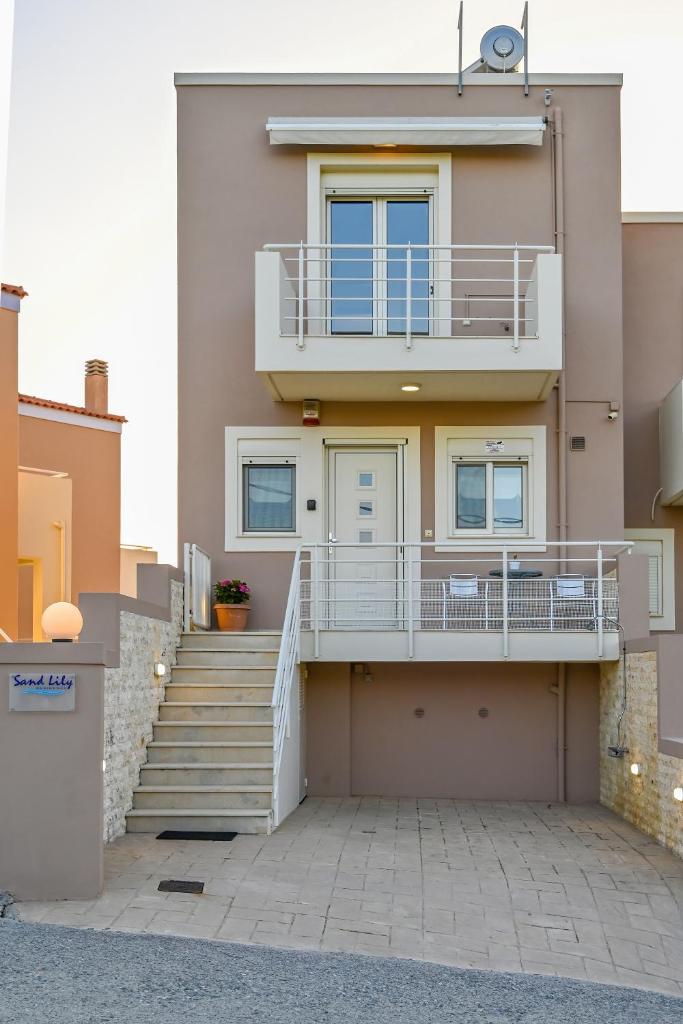 Sand Lily Residence photo 1