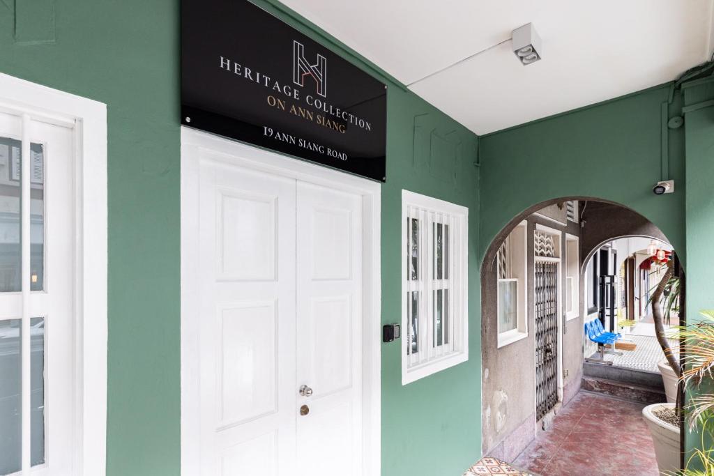 NEWLY REFURBISHED - Heritage Collection on Ann Siang photo 3