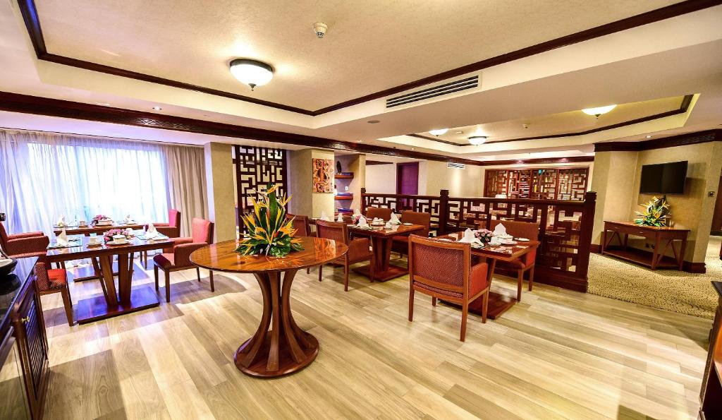 Kampala Serena Hotel photo 4