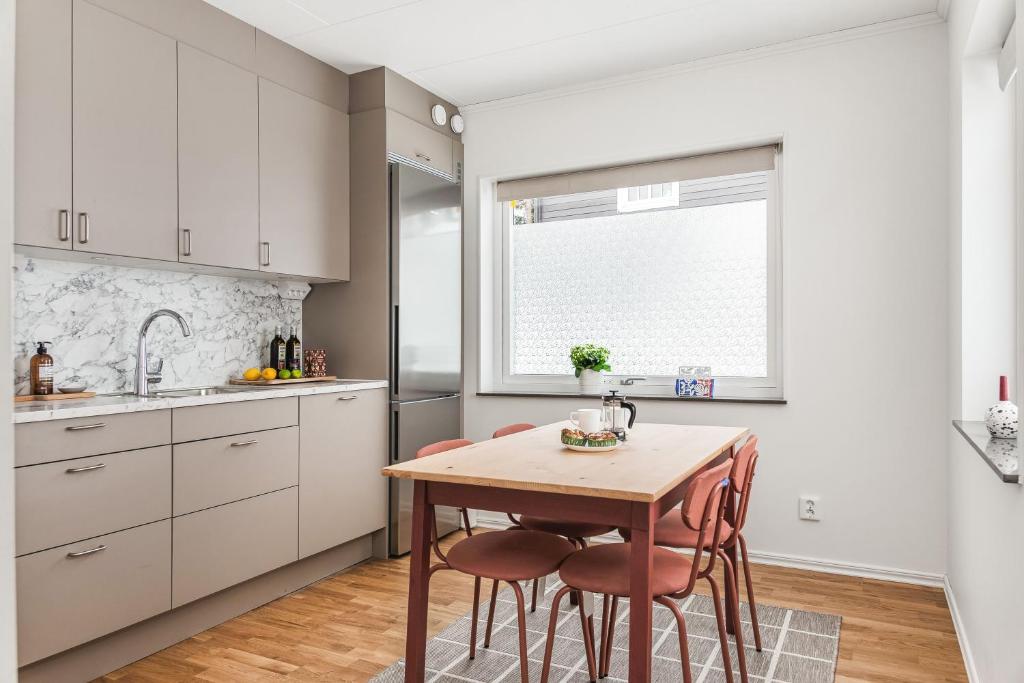 Modern New Stylish Apartment