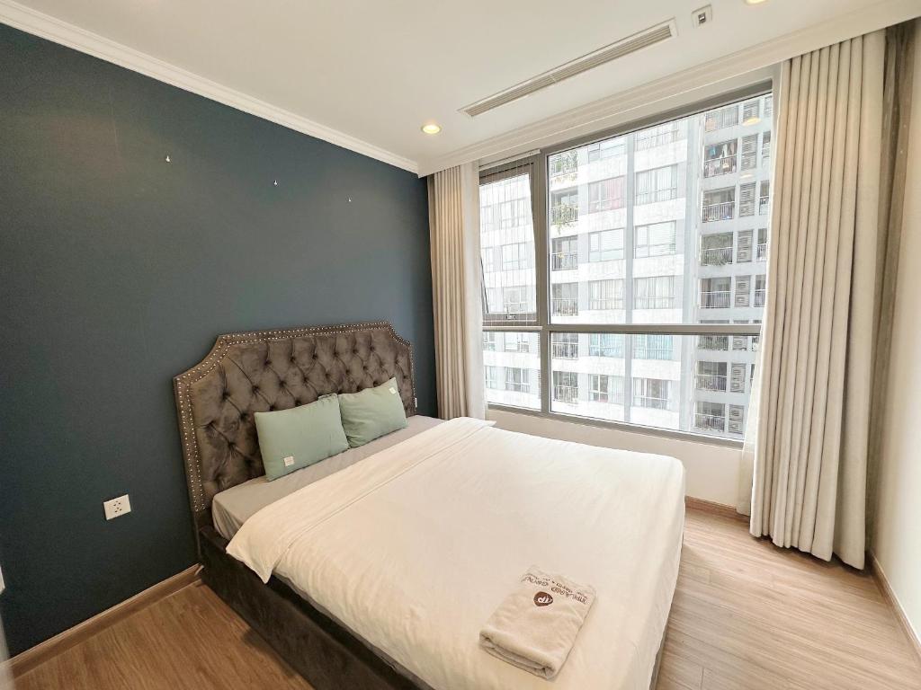 City Center 4BR Apartment