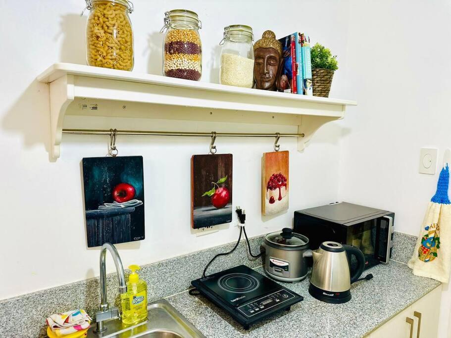Cool and Savvy 1BR @Cool Suites Tagaytay photo 4