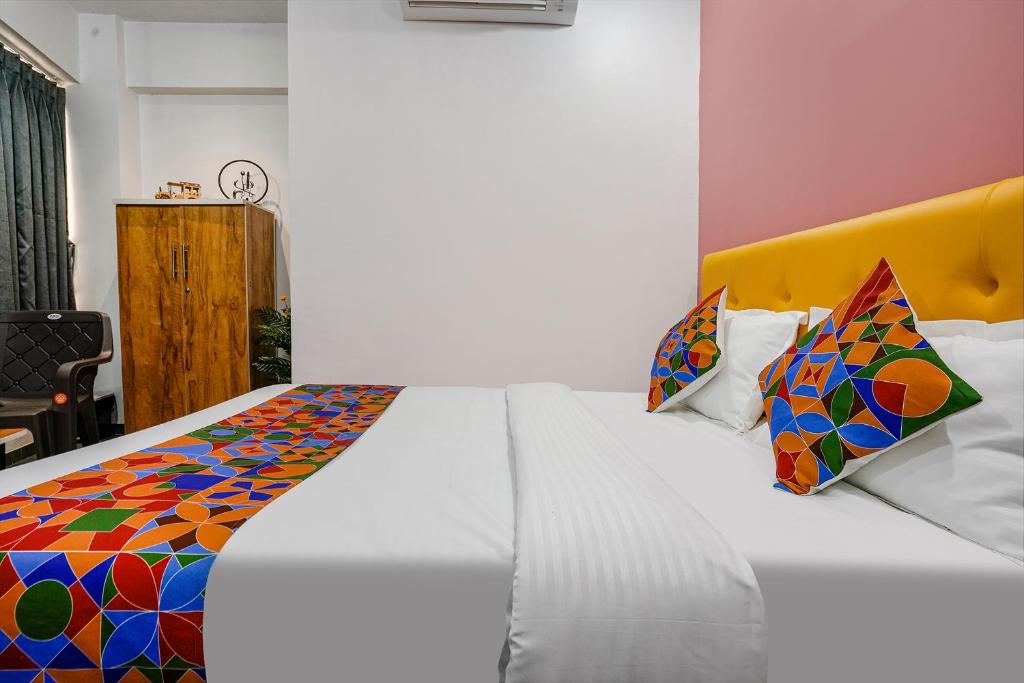 FabHotel Sky City photo 3