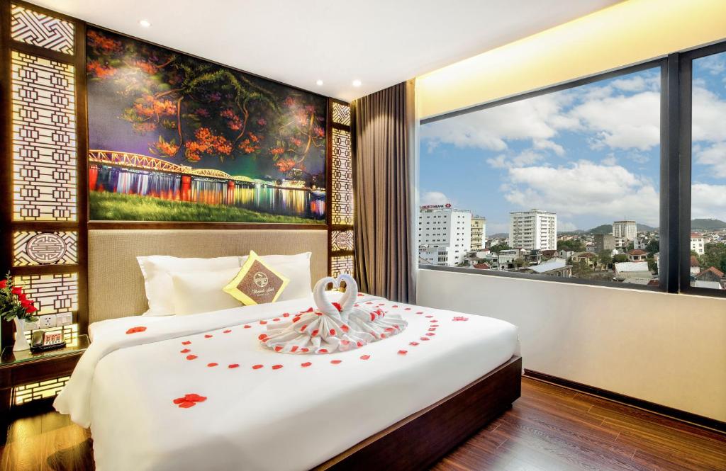 Thanh Lich Royal Boutique Hotel Room Type - Club Executive Suite