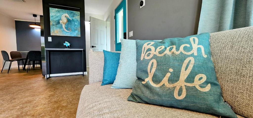 Luxury beach villa in paradise. photo 1