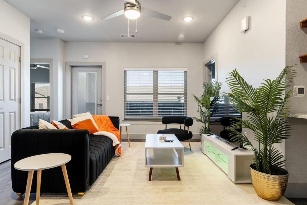 Corporate Housing by MGM photo 2