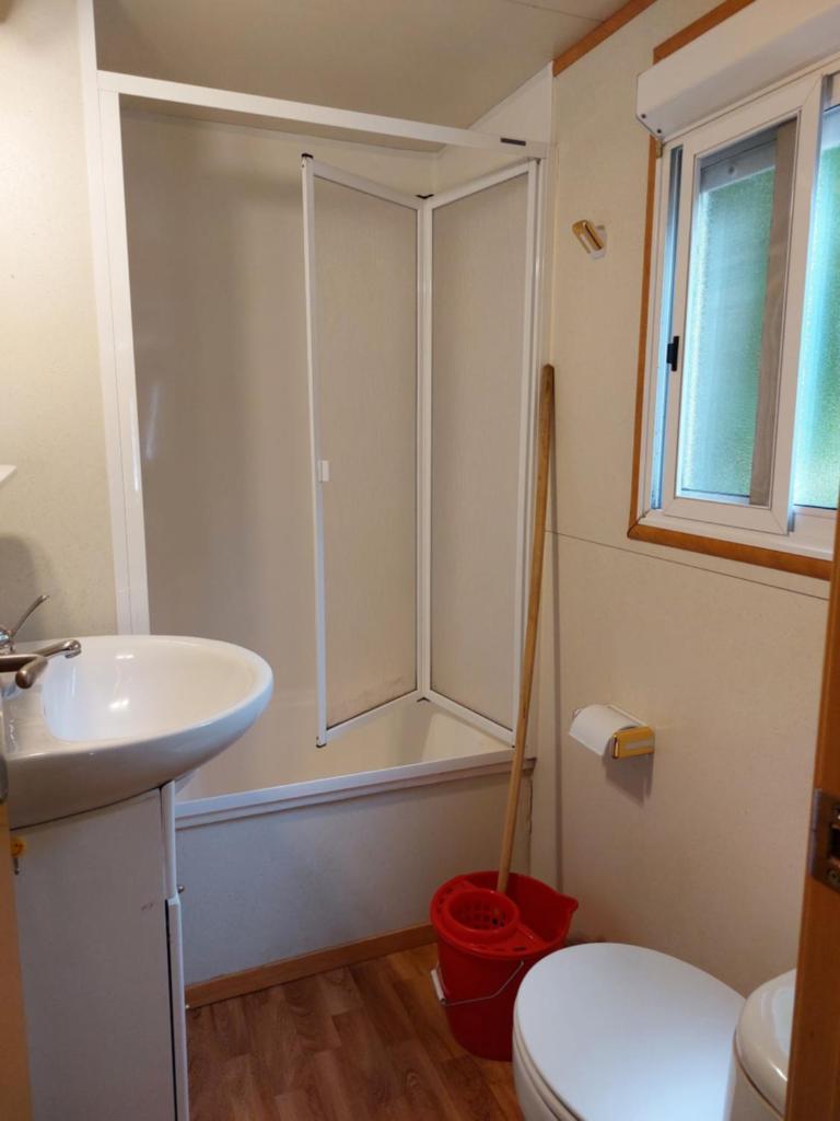 Camping L'Enclave mobil-home photo 4