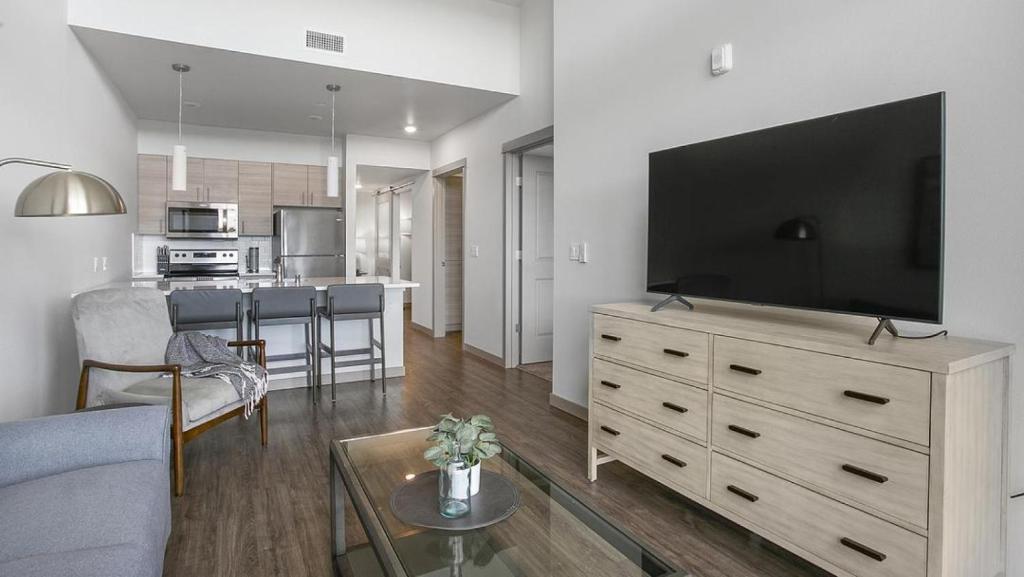Landing Modern Apartment with Amazing Amenities (ID9335X34) photo 2