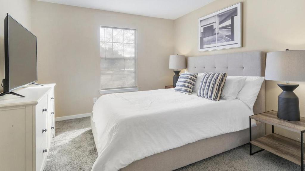 Landing Modern Apartment with Amazing Amenities (ID1402X064) photo 4