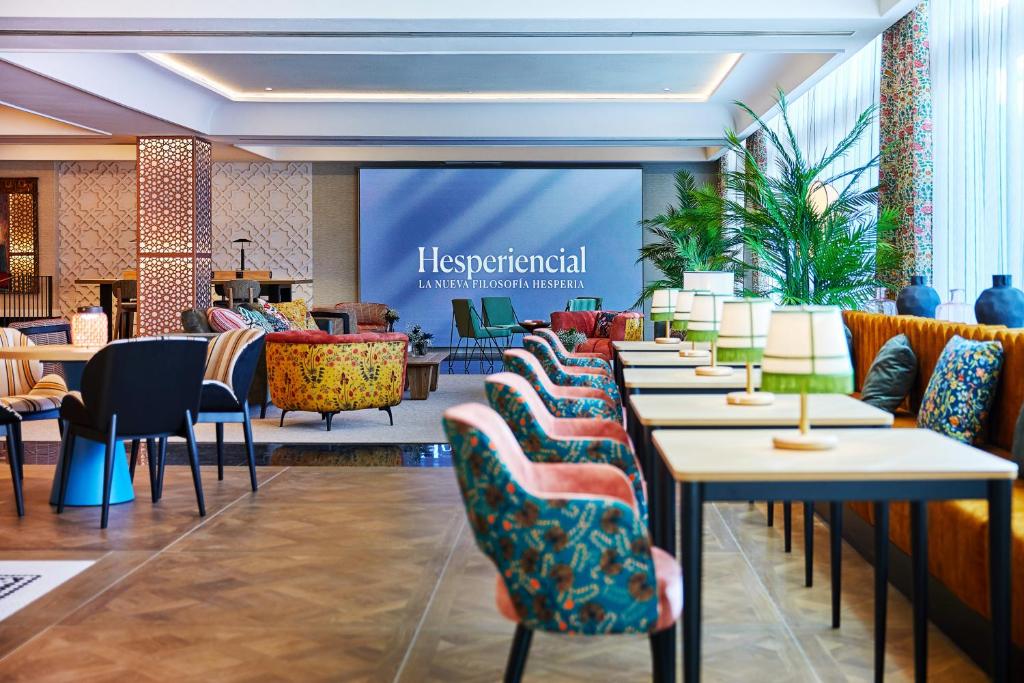 Hesperia Sevilla photo 2