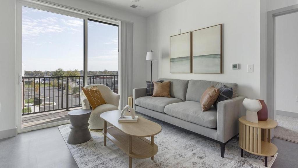 Landing - Modern Apartment with Amazing Amenities (ID1398X192) image