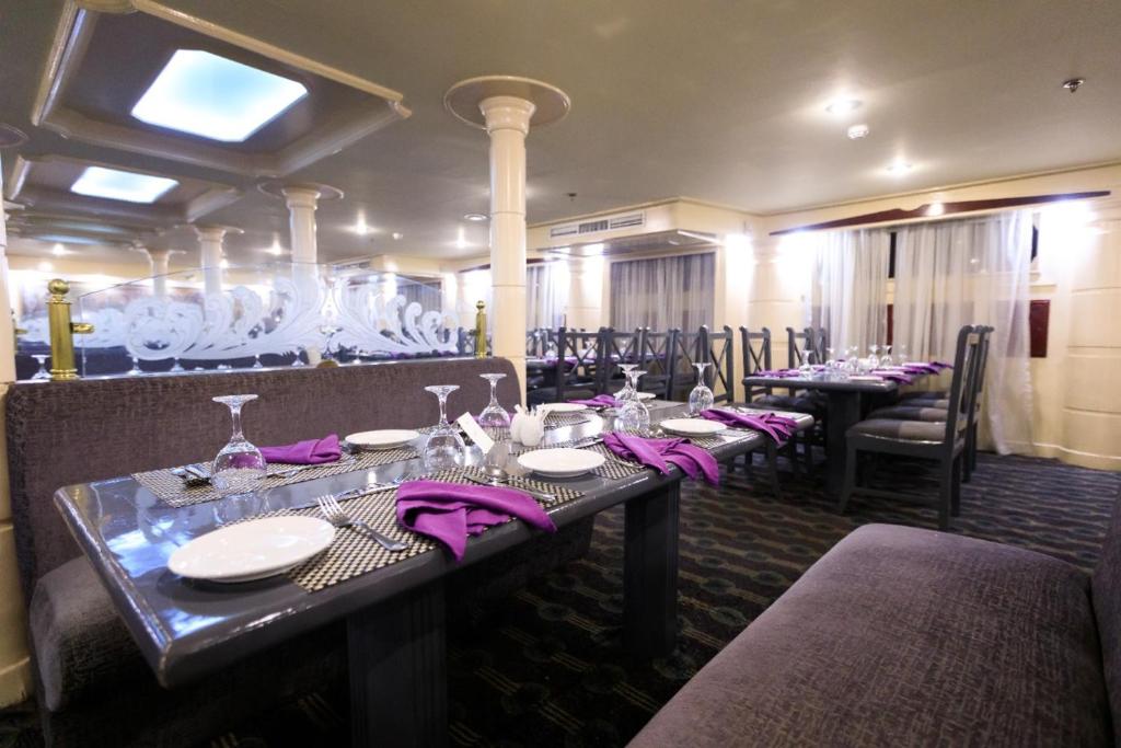 Nile cruise 5 Stars 3 nights 4 days from Aswan to Luxor photo 1