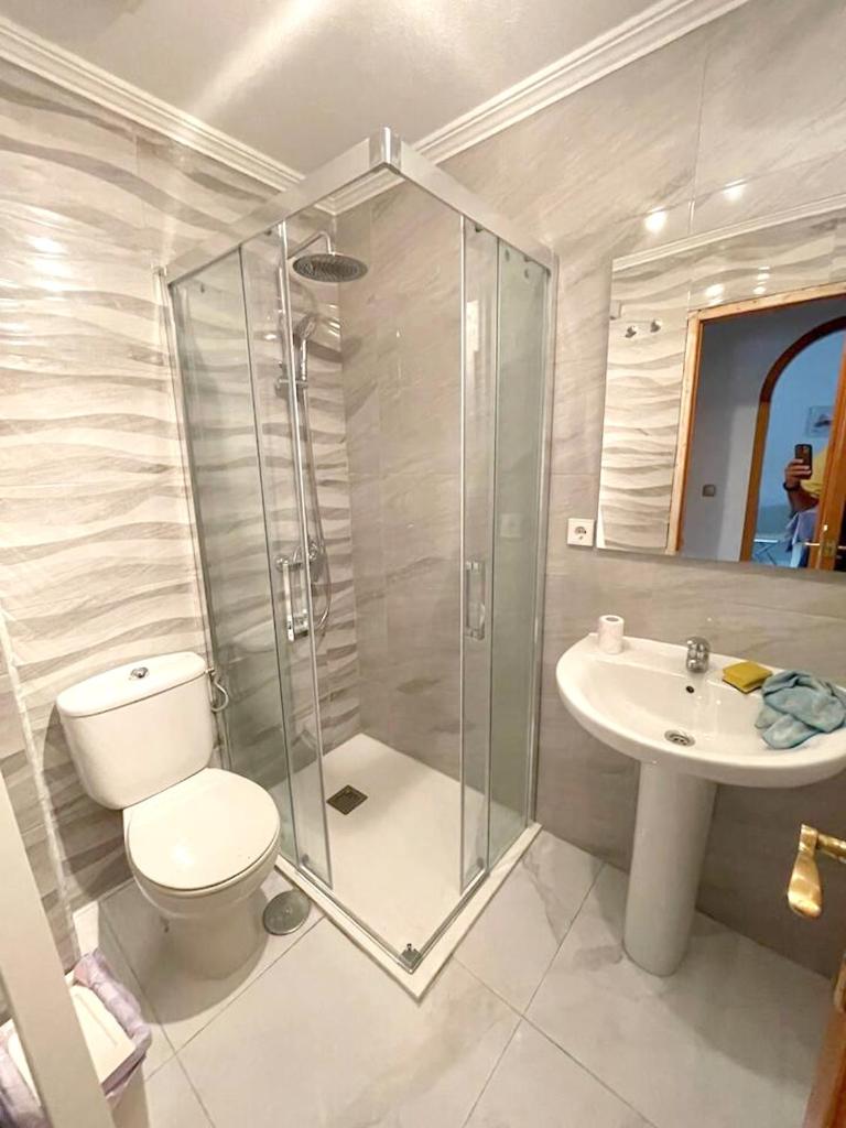 3 bedrooms appartement with shared pool and wifi at La Marina del Pinet 1 km away from the beach photo 3