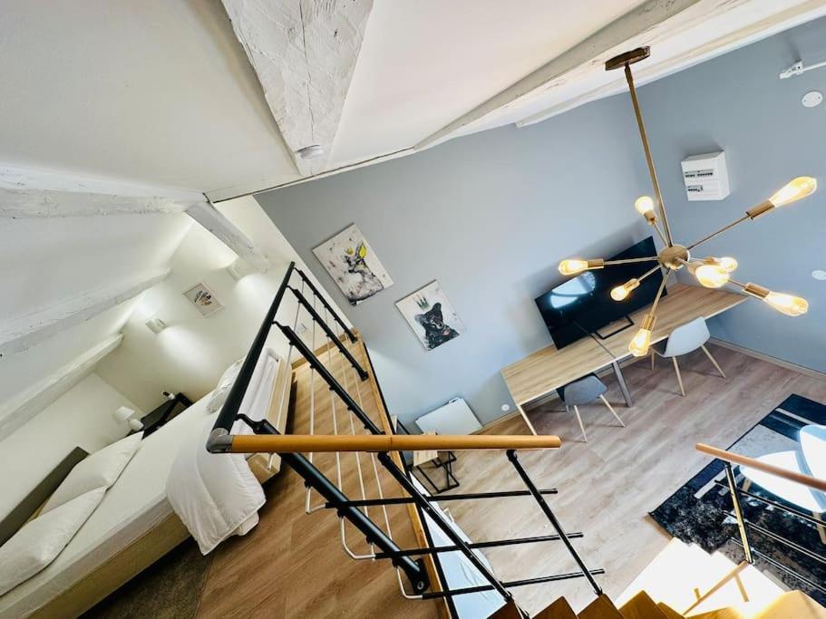 1729-1 Chez Loulou photo 1
