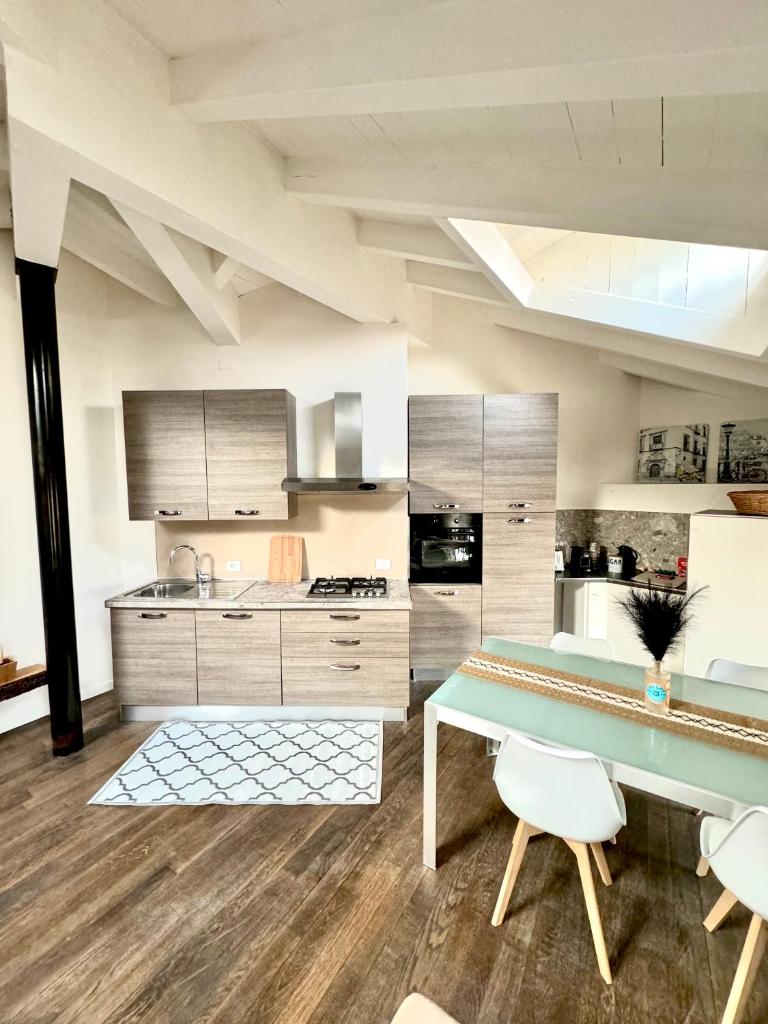 [Bridge Apt.] Garage - Netflix - wifi photo 2
