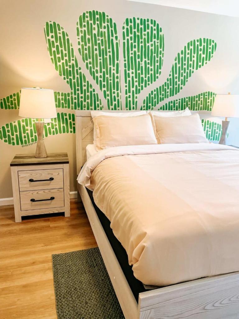 Meadow Room at The Trailblazer Unit 2