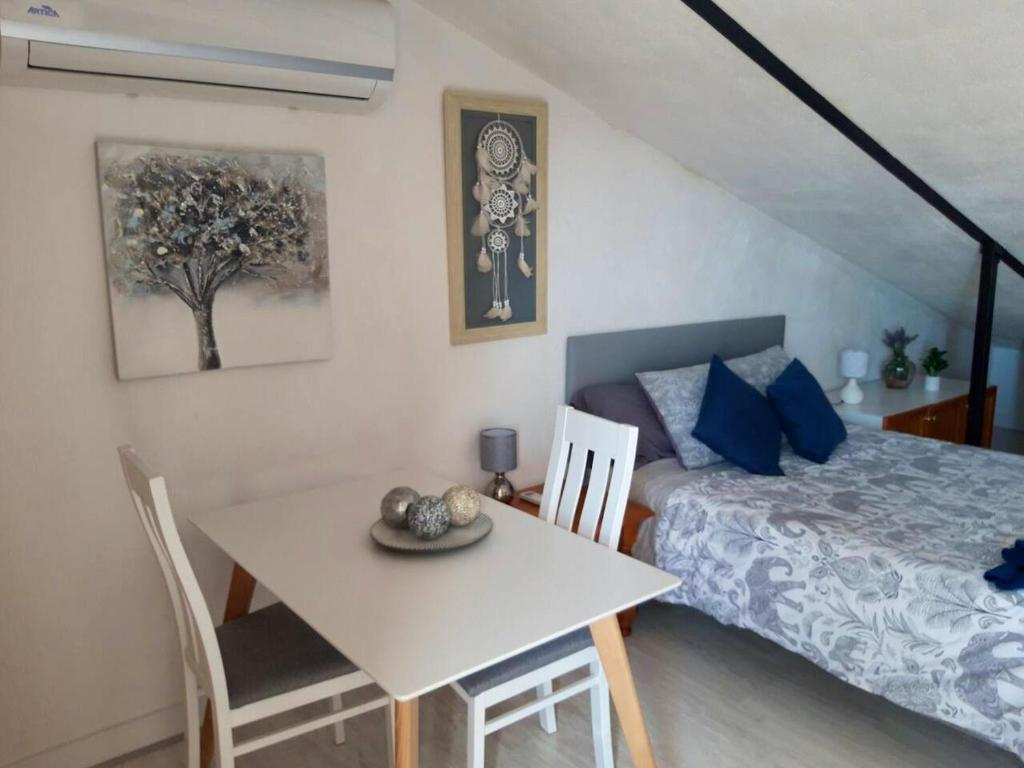 One bedroom property with wifi at Aguadulce 2 km away from the beach