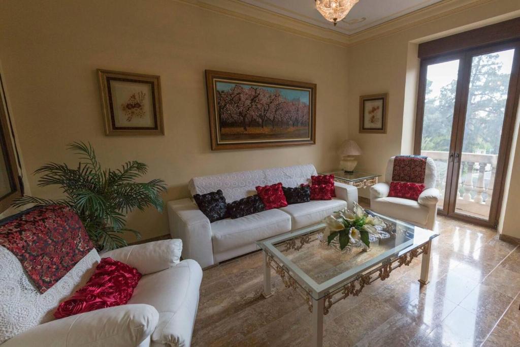 4 bedrooms appartement with wifi at Monover photo 1