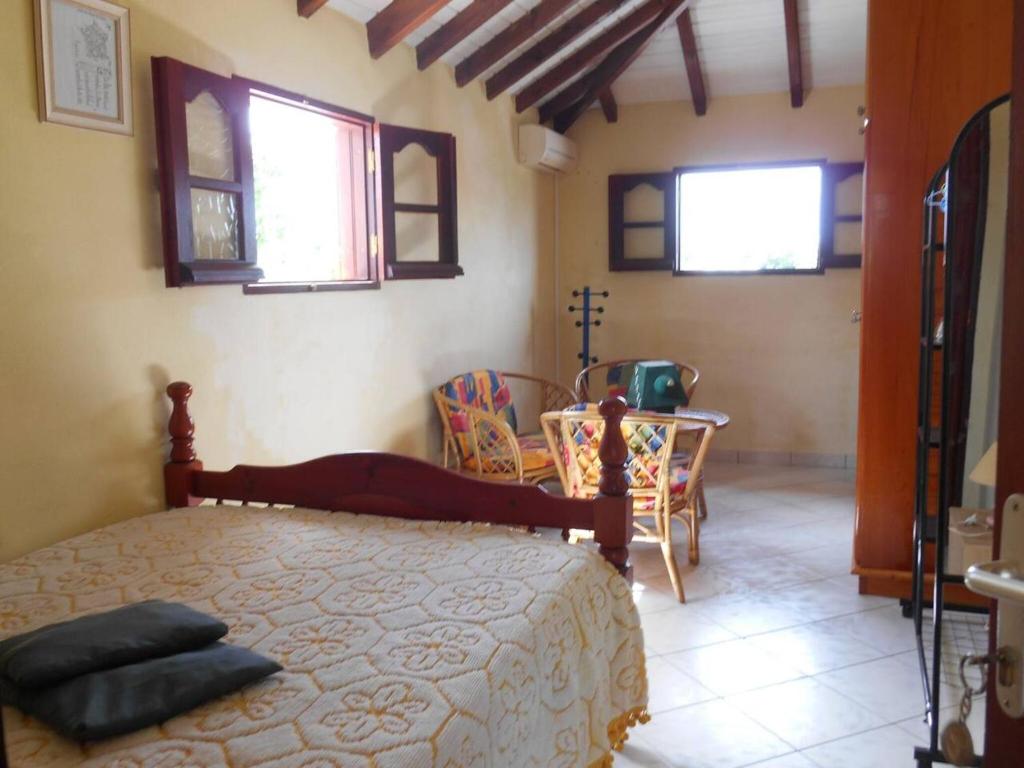 Appartement de 2 chambres a Anse Bertrand a 500 m de la plage avec wifi photo 2