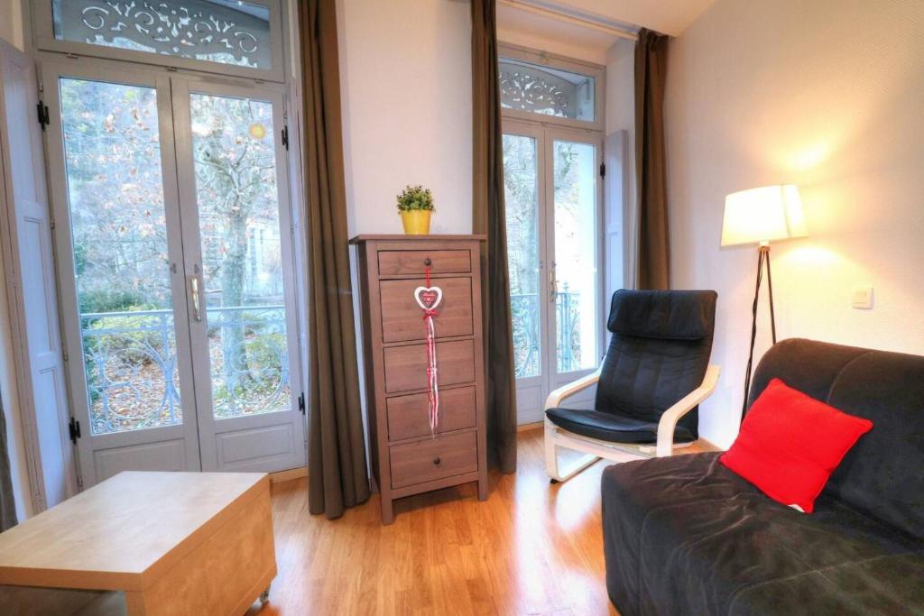 Appartement de 2 chambres a Bagneres de Luchon a 200 m des pistes avec wifi