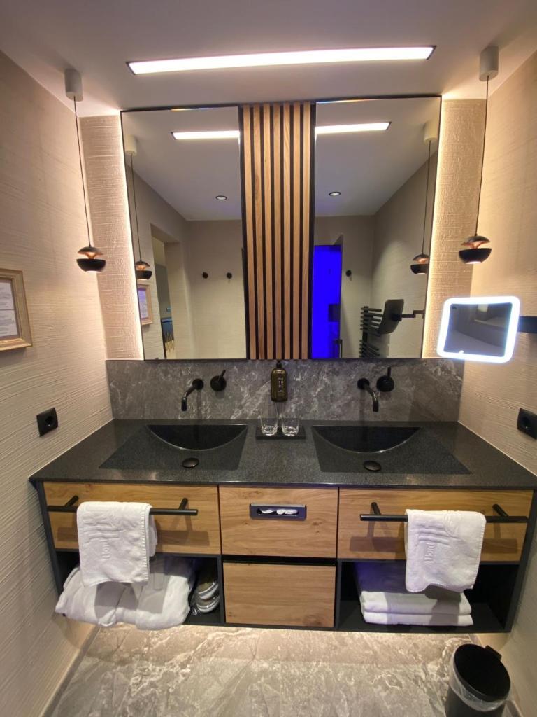 Hotel Tirol photo 3