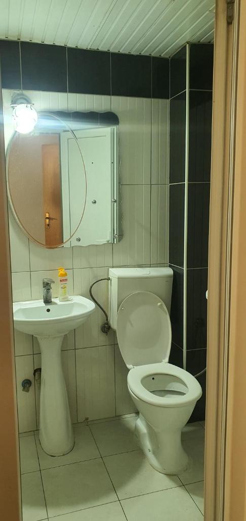 E & P HOTEL photo 4