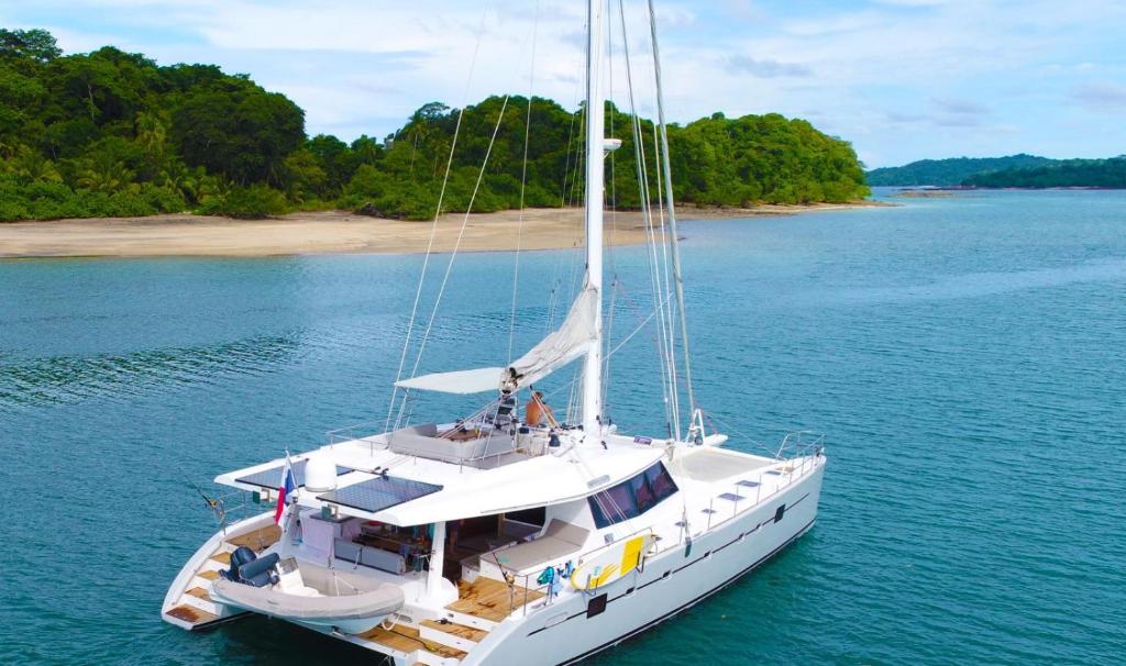 "Marea" Sunreef 62 Catamaran with Crew all inclusive