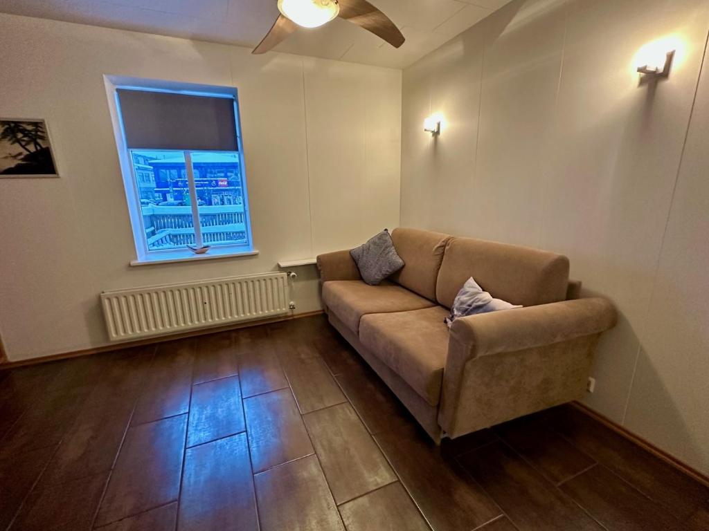 Akureyri central apartment photo 2