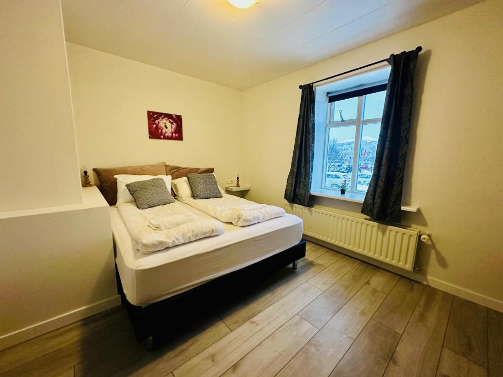 Akureyri central apartment photo 3