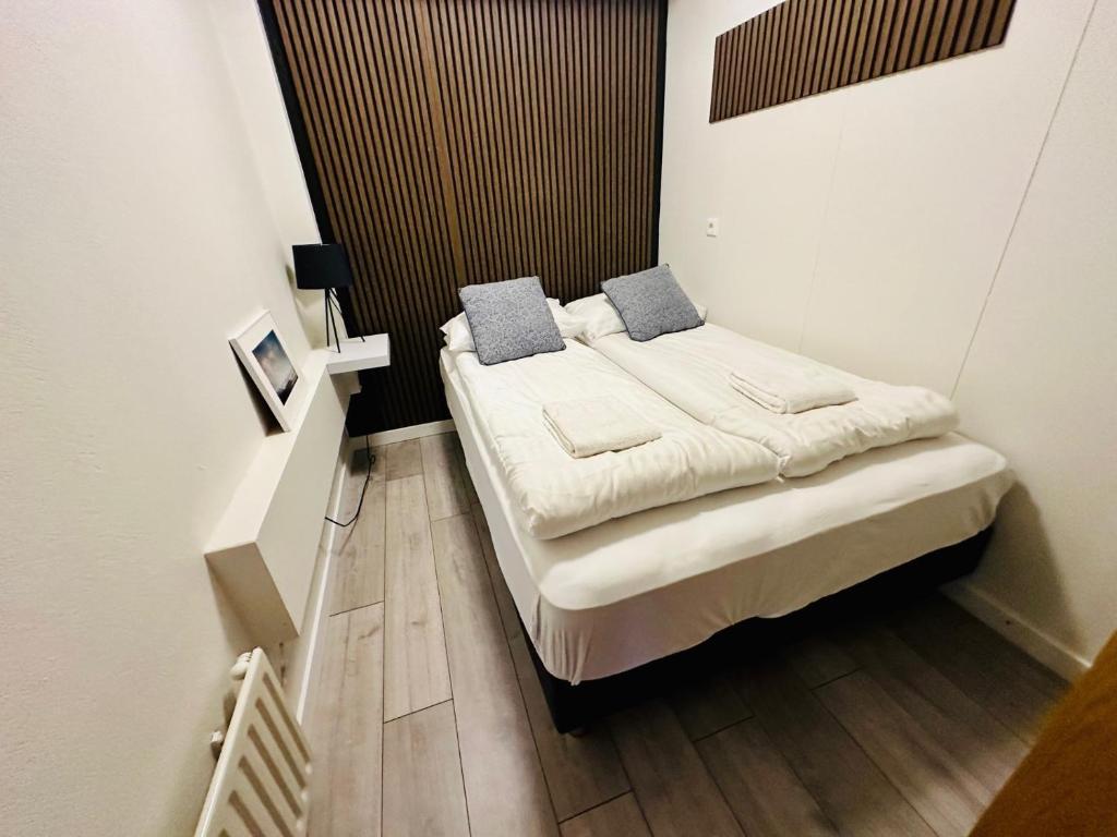 Akureyri central apartment photo 4